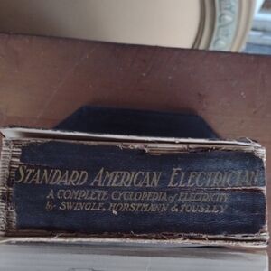 Standard American Electrician Book 1913(430pgs.)
